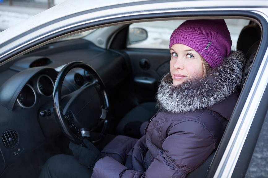 Предстоит длительная поездка с ребенком на авто? Как правильно одеть ребенка при поездке зимой?