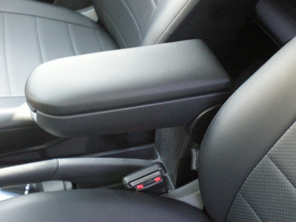 обшивка подлокотника