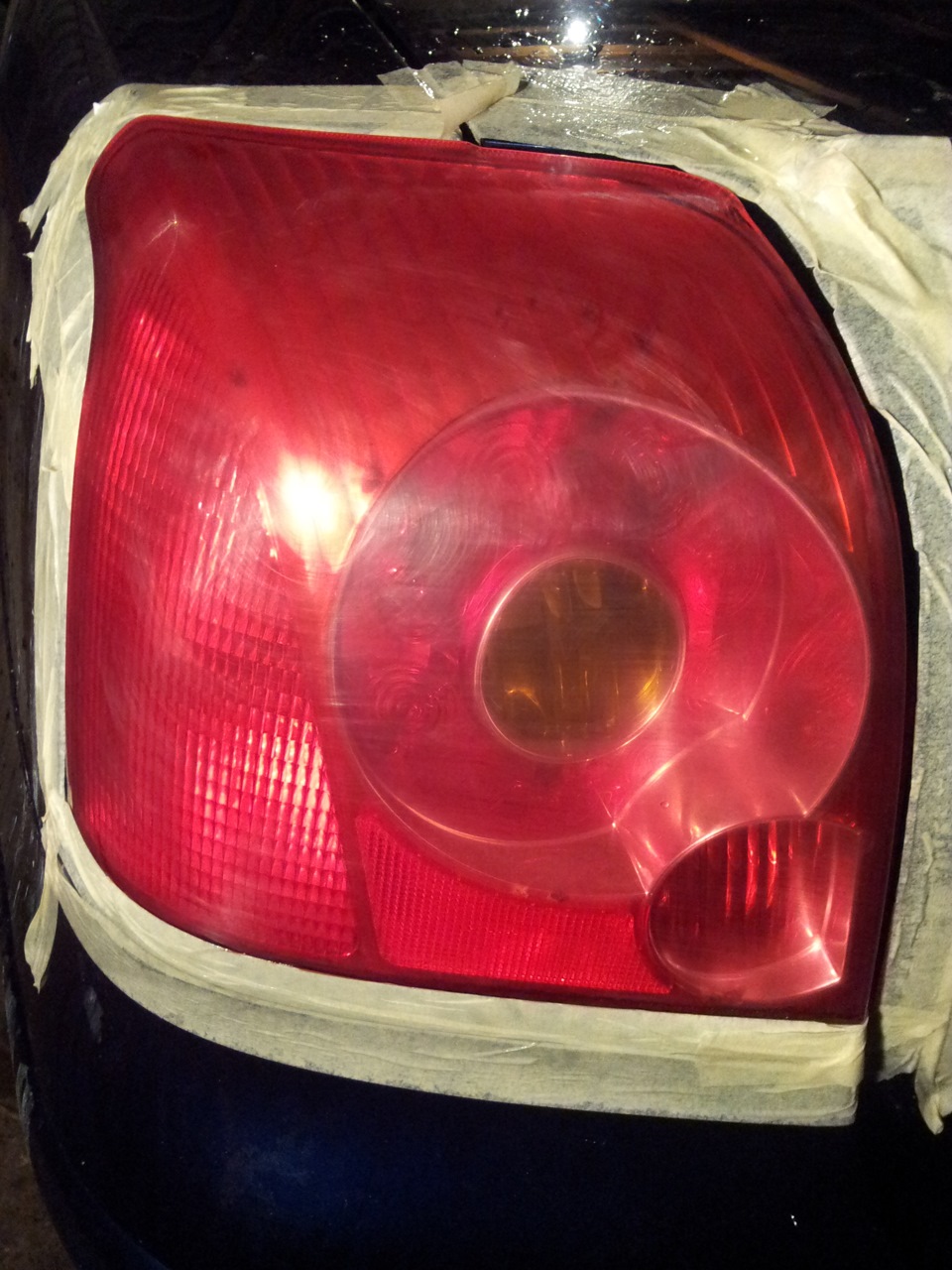 Полировка задних плафонов как светит теперь перед и зад. Приклеил ...