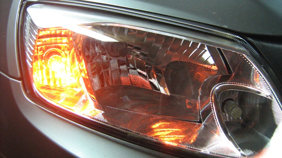 Диодные ходовые огни плюс кос под америкос — Lada Гранта, 1,6 л, 2012 ...