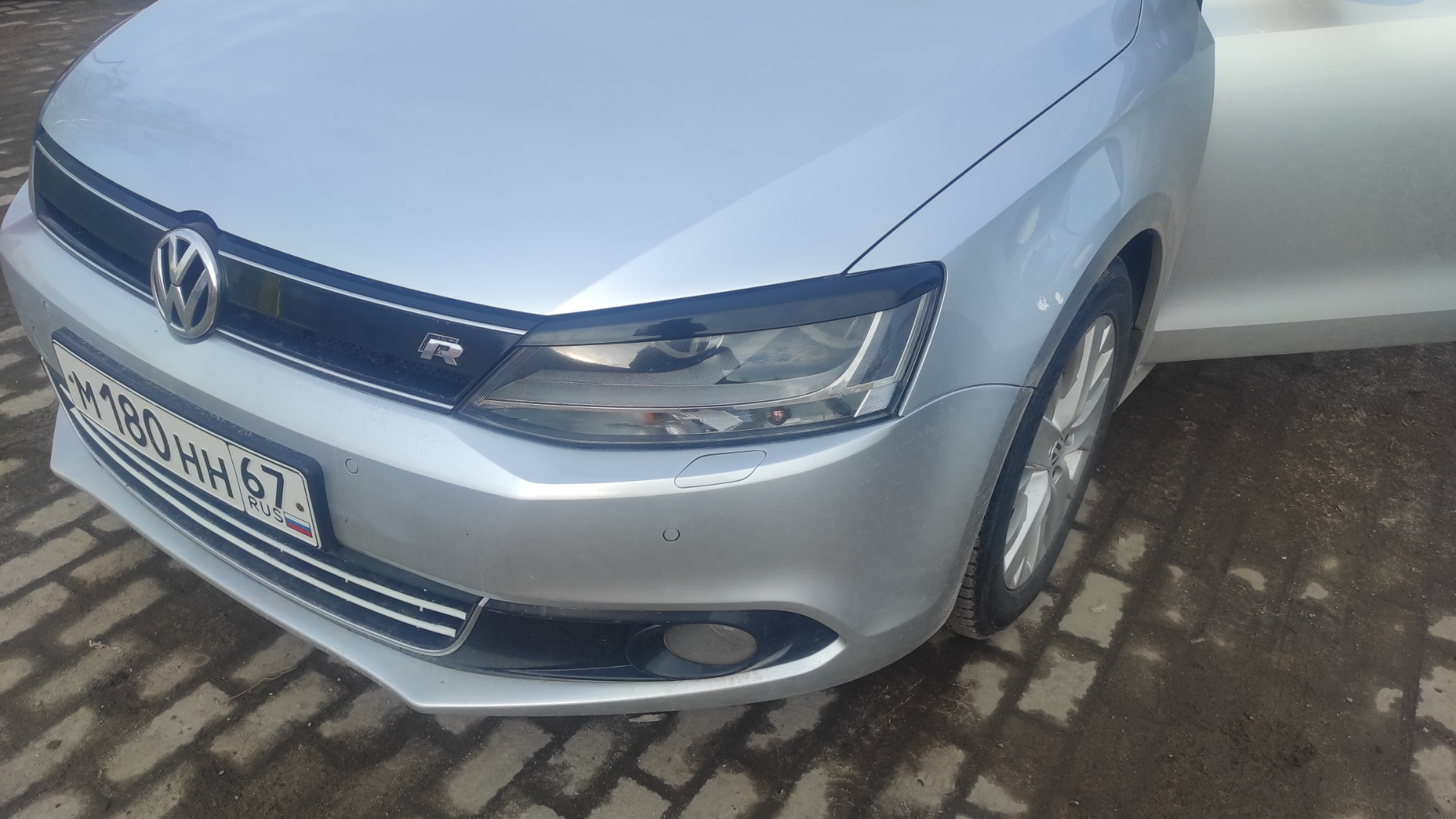 Лампочка ходового огня упала — Volkswagen Jetta VI, 1,4 л, 2014 года ...