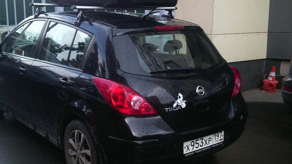 Биение тормозных дисков — Nissan Tiida (1G), 1,6 л, 2008 года | своими ...