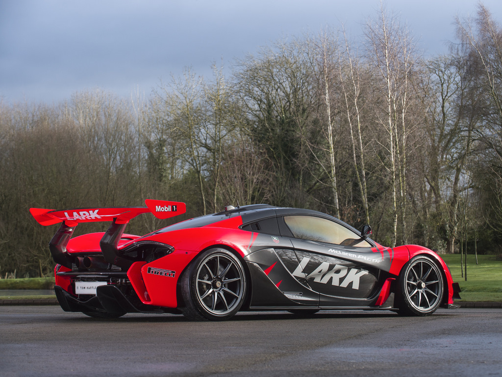 Спорткар MCLAREN p1 GTR