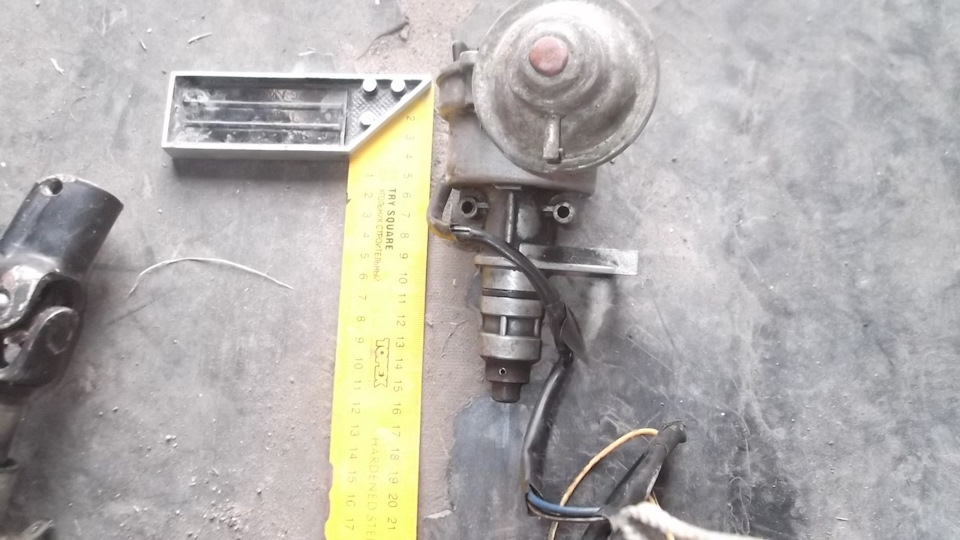 Братцы, подскажите, как выглядит и маркируется коммутатор БСЗ для ...