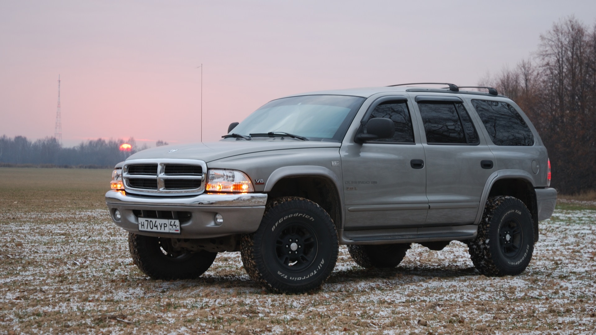 Dodge Durango I 5.9 бензиновый 2000 | Magnum 5.9L на DRIVE2