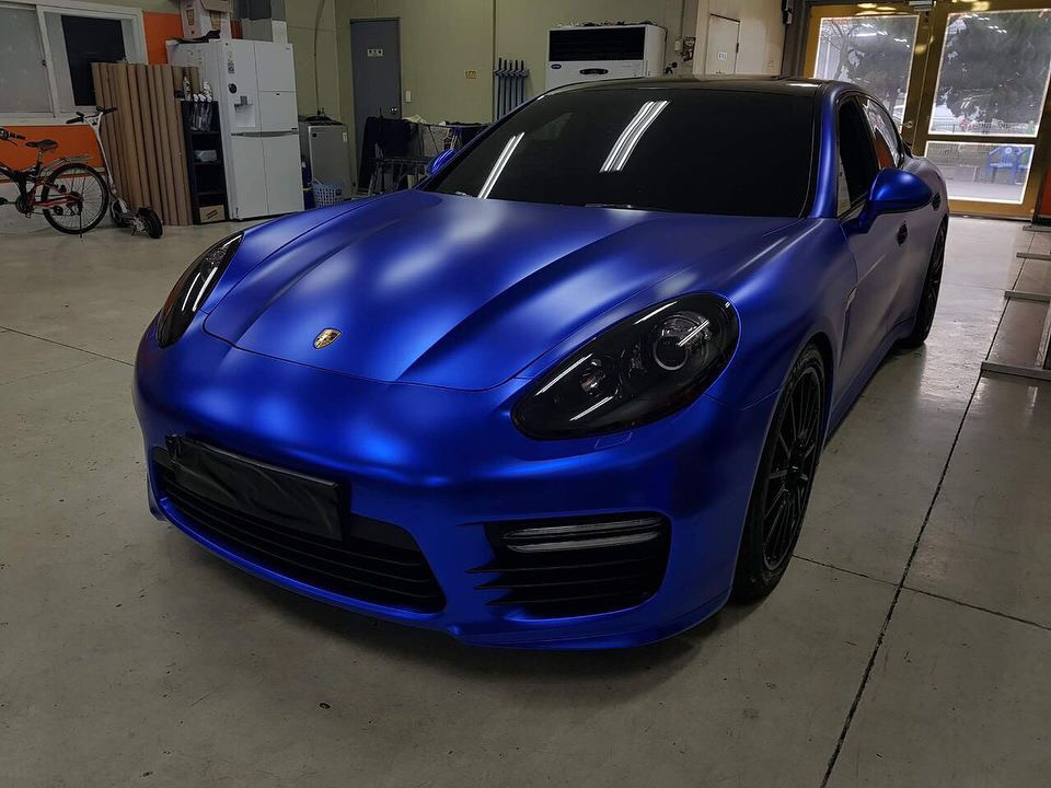 Platinum blue. TECKWRAP Navy Blue. Dark Platinum TECKWRAP. Темно синяя пленка для авто. Темно синий цвет авто.