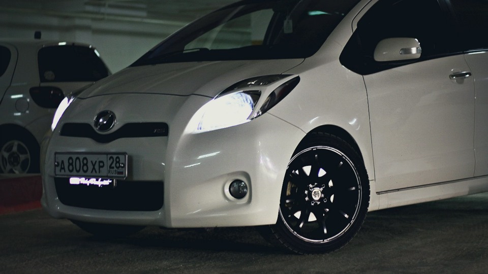 Vitz RS 90