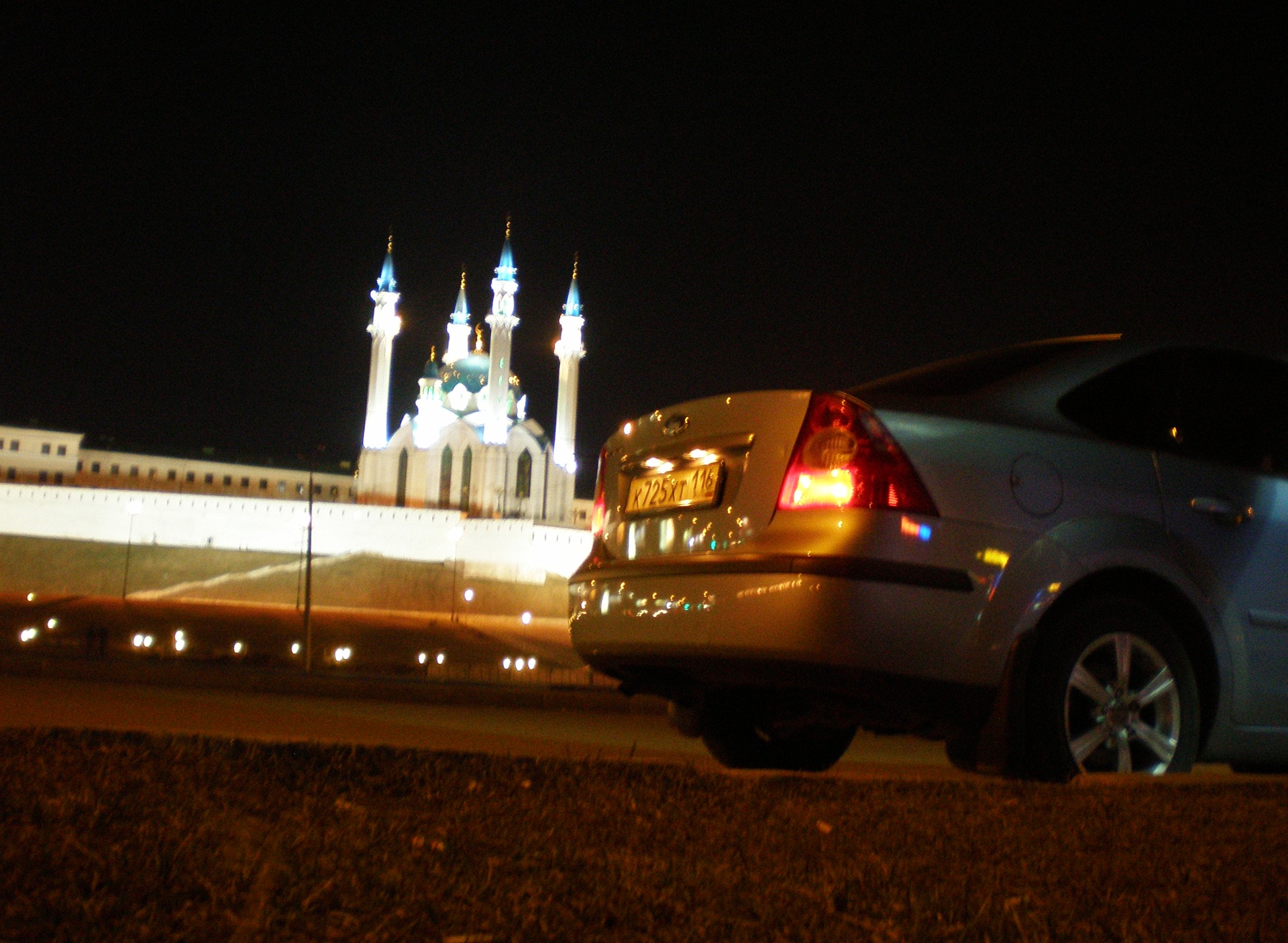 Ночная Казань на машине