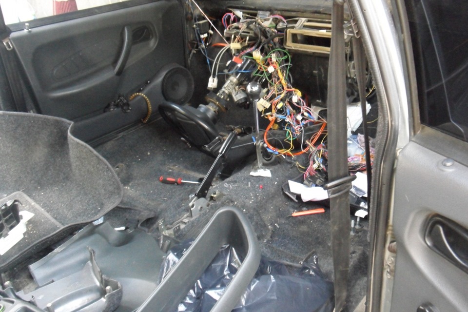 Потек краник печки или внеплановая шумоизоляция — Lada 2114, 1,6 л ...