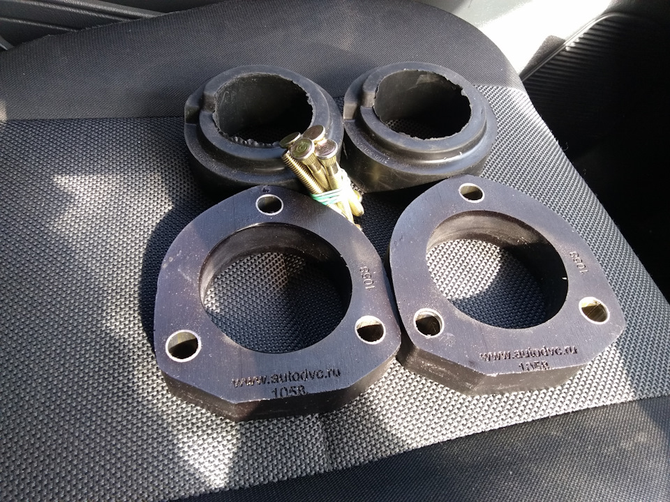 Как не надо лифтовать миник)) — Mitsubishi Pajero Mini (2G), 0,7 л ...