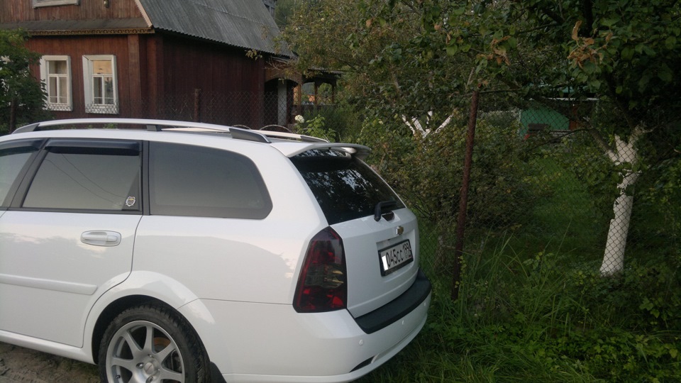 Спойлер на Wagon Chevrolet Lacetti SW