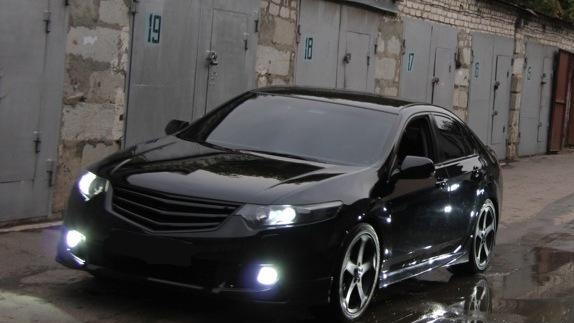 Honda Accord 8 Black Tuning