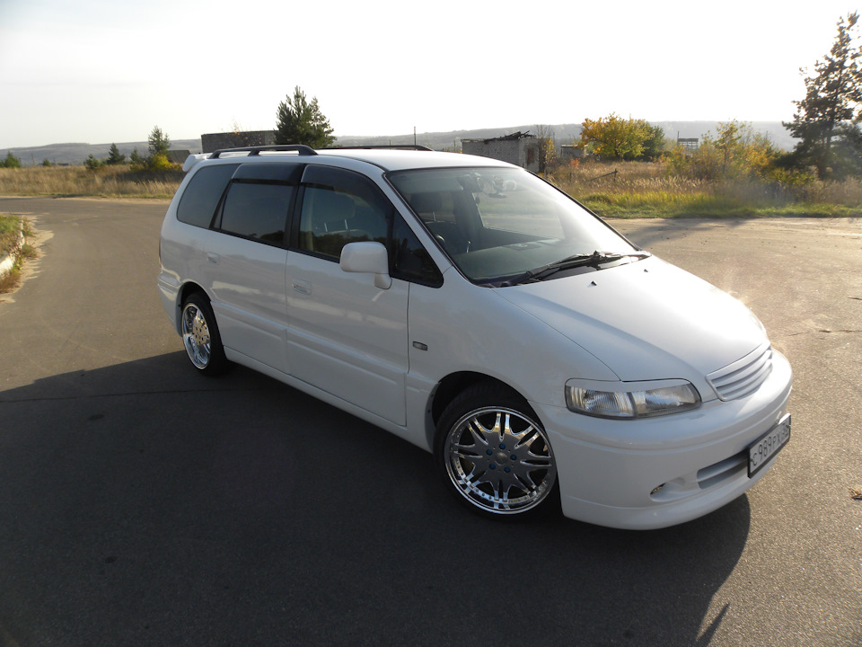 Одиссей 1.5 3. Хонда Одиссей 2. Honda Odyssey 1997. Хонда Одиссей белая. Хонда Одиссей 3.0 л 4 ВД.