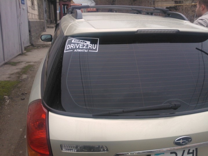 Наклейки — Subaru Outback (BP), 2,5 л, 2006 года | аксессуары | DRIVE2