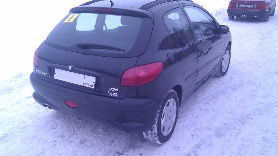 Peugeot 206 1.1 бензиновый 2001 | 1,1 мелкий Пыж на DRIVE2