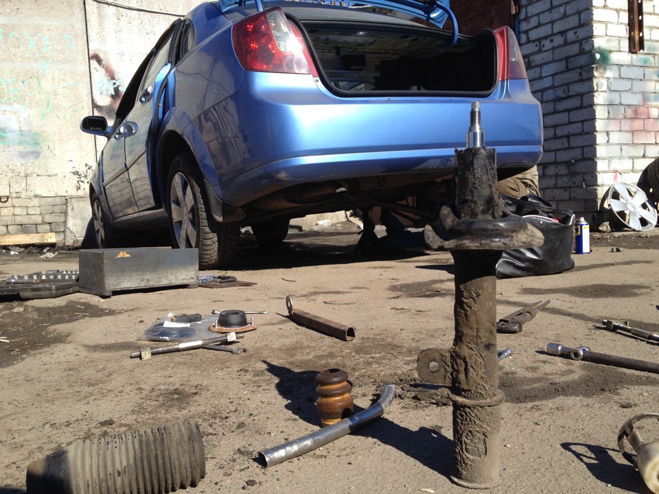 Задняя подвеска — Chevrolet Lacetti Sedan, 1,4 л, 2005 года | визит на ...