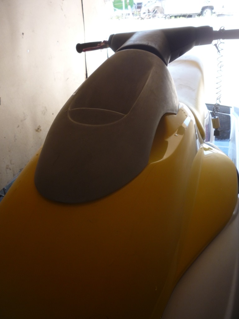 Стекло-пластиковый кожух рулевой рейки на гидроцикл Bombardier Sea-Doo ...