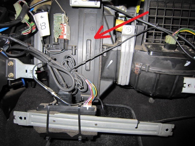 Заменил салонный фильтр 