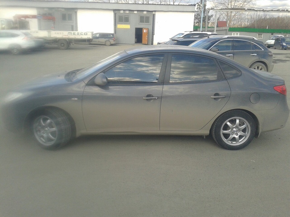 элантра 4 колеса. Hyundai elantra j4 диски на r17. хендай элантра 2007 18r. Hyundai elantra hd r17. Hyundai elantra hd r18.