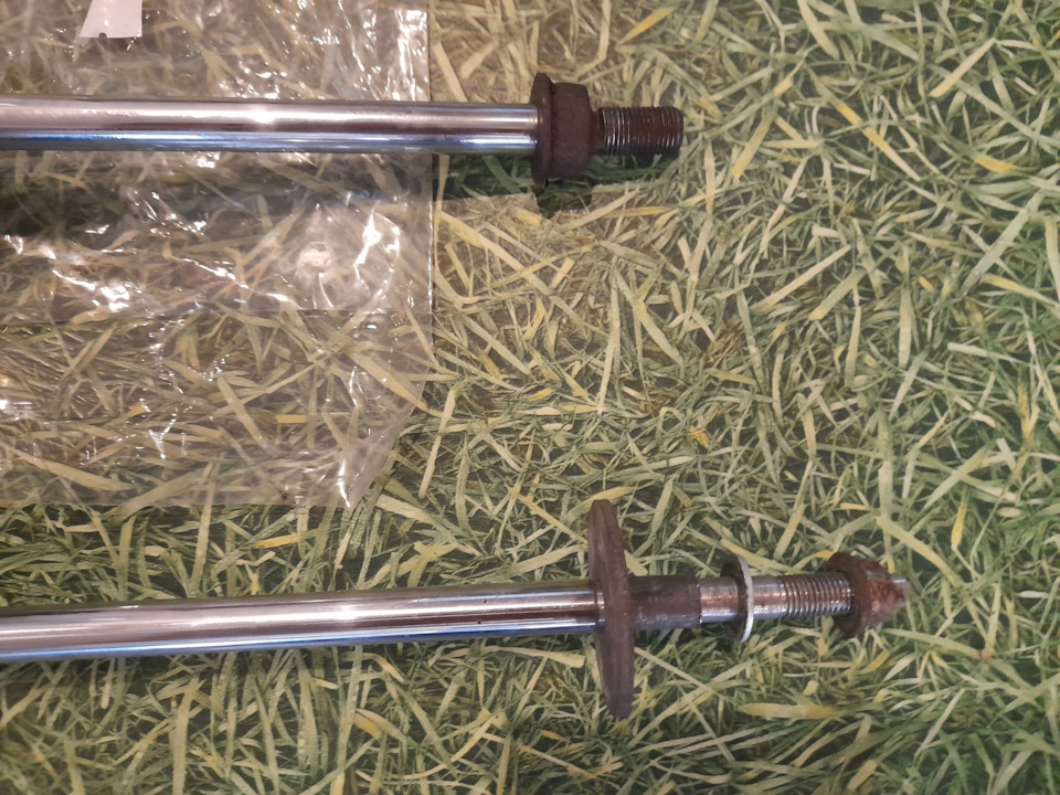 Задние амортизаторы для субару легаси на Nissan Almera II (N16), Subaru ...