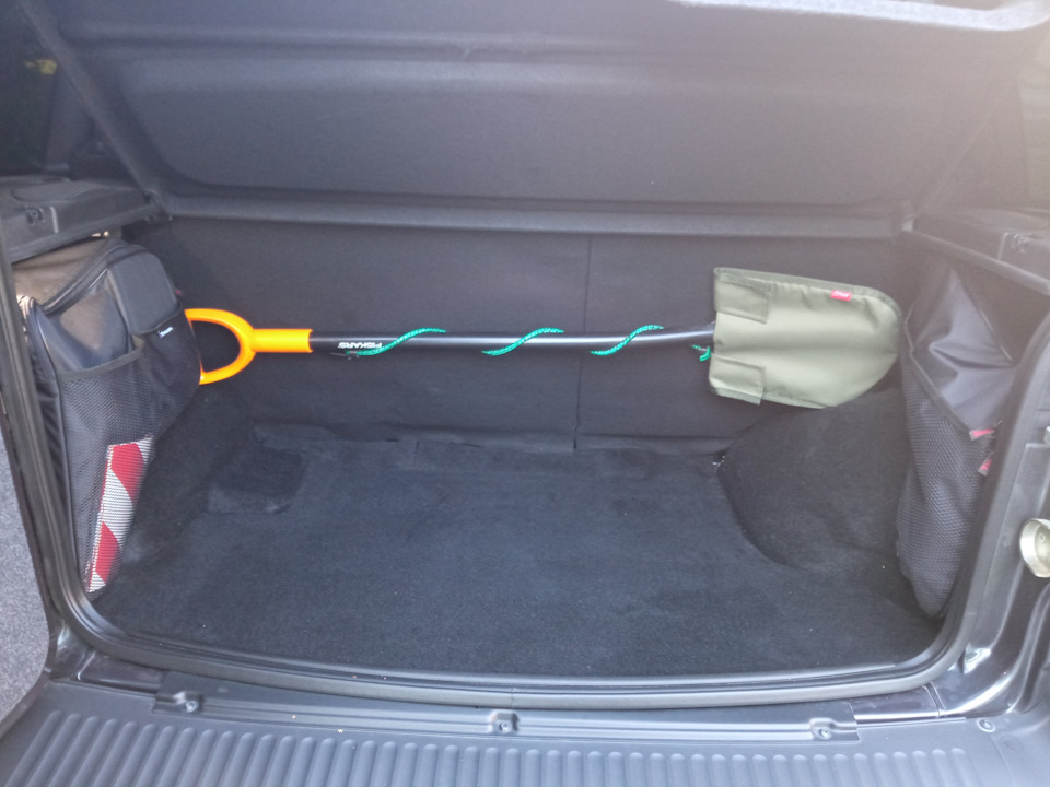 Багажник подготовлен к установке. — Chevrolet Niva (1G)