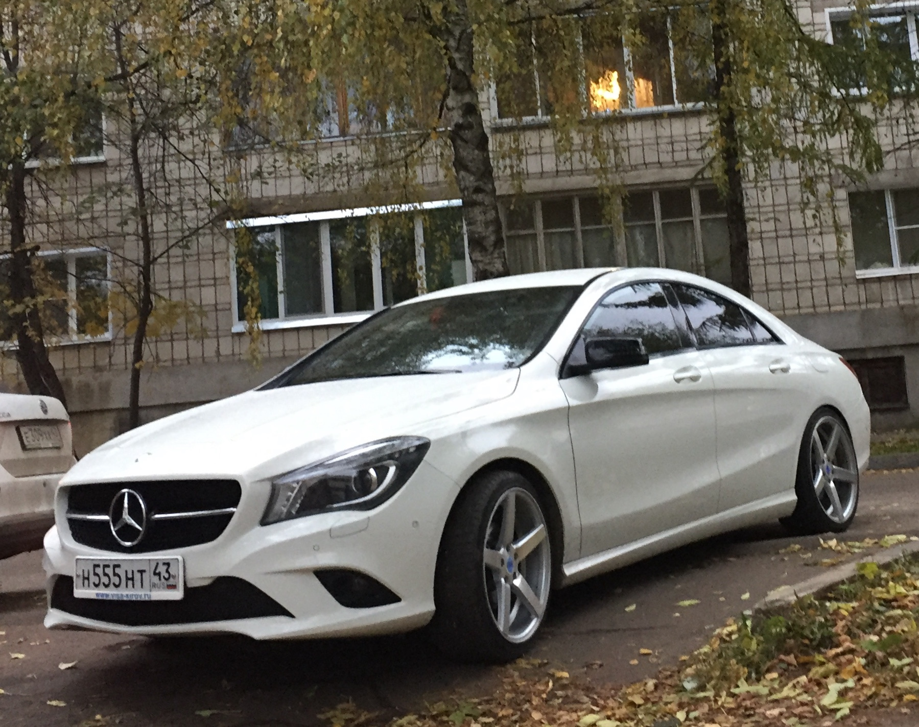 Отзывы мерседес. Mercedes CLA 2013. Mercedes Benz CLA 2.0. Mercedes Benz CLA 2013. C117 Mercedes.