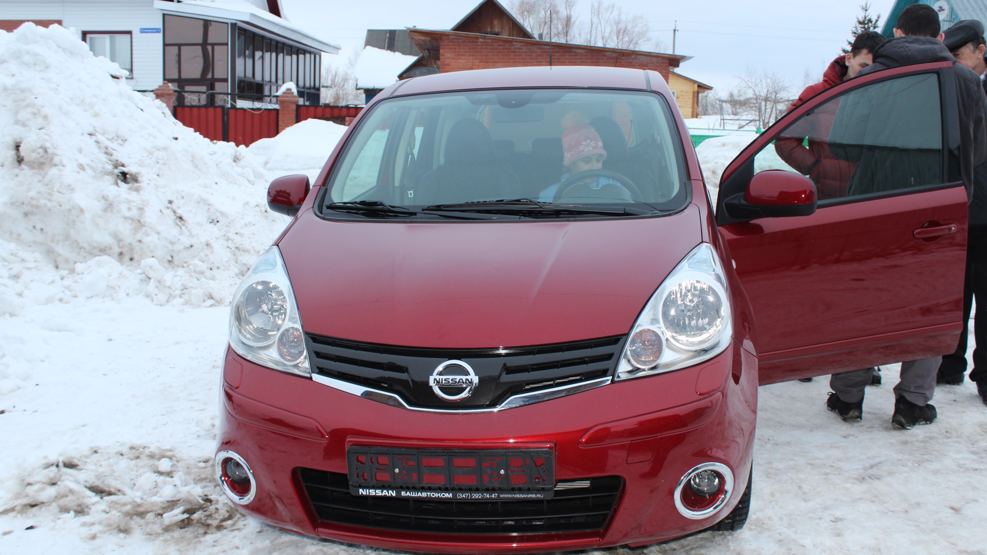 Nissan Note (1G) 1.4 бензиновый 2013 | 