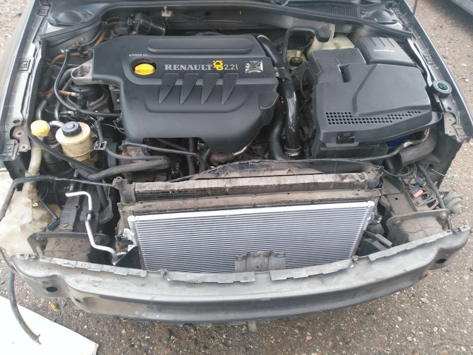 Как снять радиатор рено лагуна Радиатор кондиционера Laguna II - Renault Laguna II, 2,2 л, 2003 года своими рук
