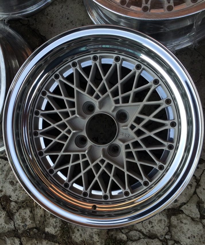 Диски advan r22. 3 форд эксплорер. Олд диски. Диски r17 old school. Ssr r13.