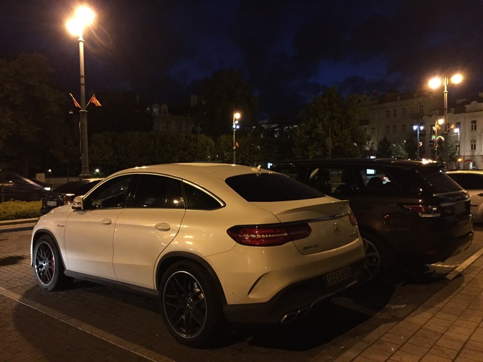 Пакет night мерседес что входит gle coupe 2020