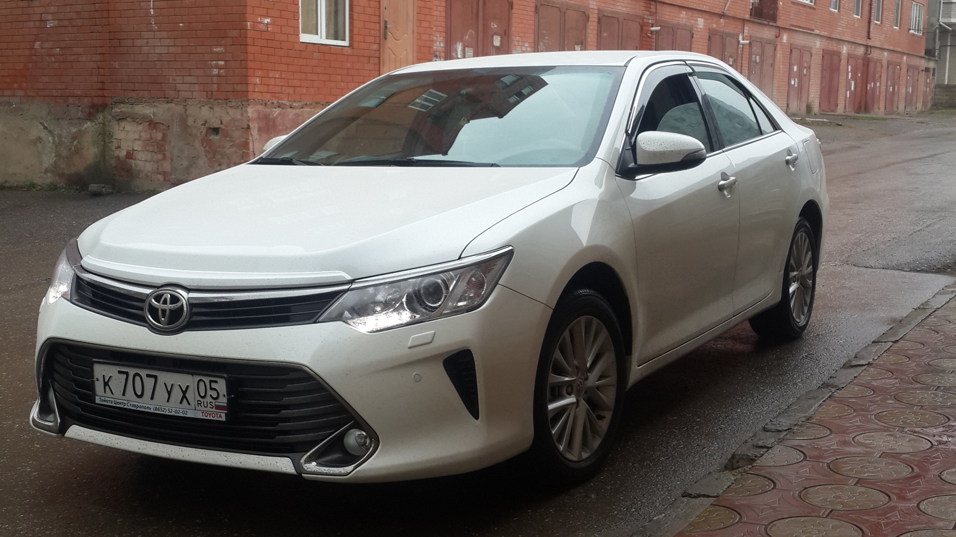 Toyota Camry (XV50) 3.5 бензиновый 2014 | Белый жемчуг,3.5 люкс на DRIVE2