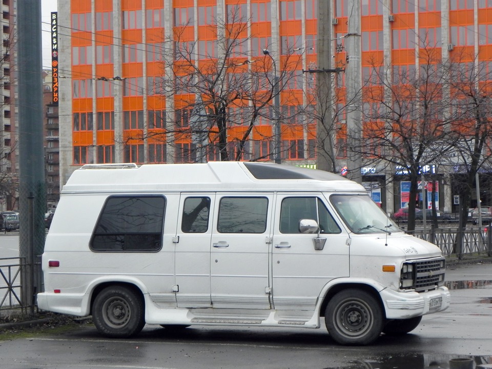 Chevrolet van 1992