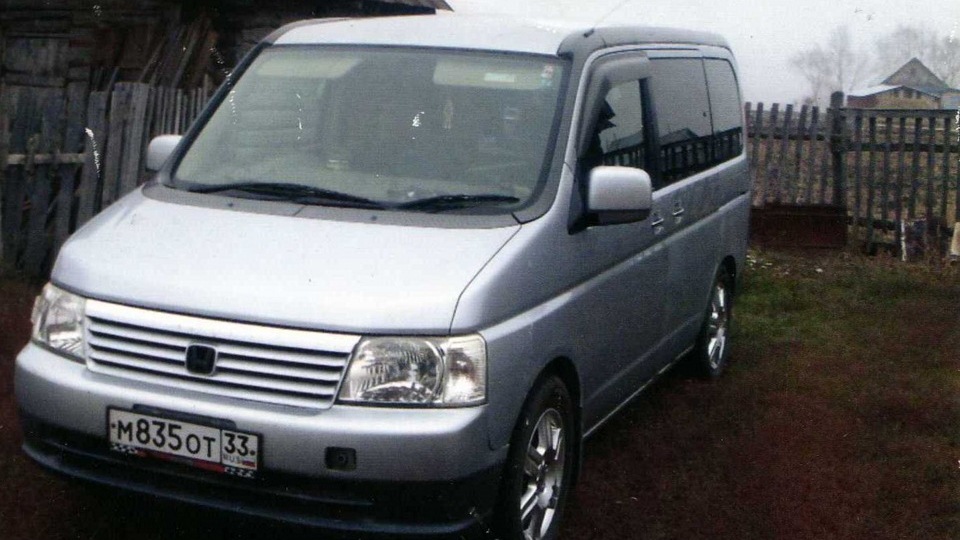 Honda Stepwgn (2G) 2.0 бензиновый 2001 | Серый металлик на DRIVE2