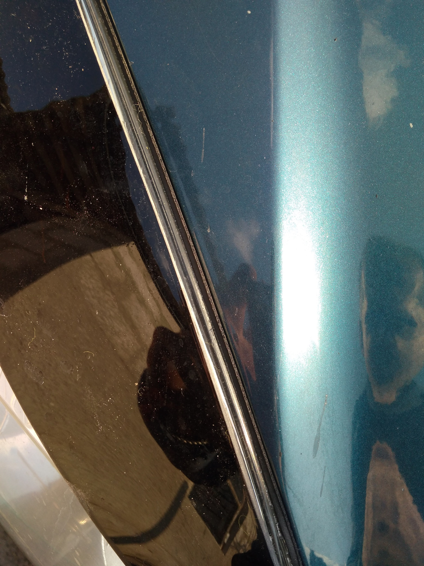 Зазор между крылом и передней фарой — Opel Astra H, 1,6 л, 2007 года ...