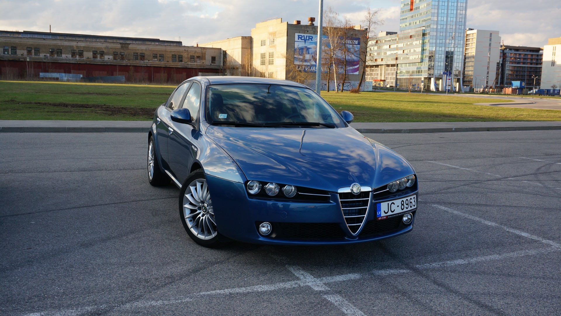 Alfa Romeo 159 1.9 бензиновый 2008 1,9 JTDm на DRIVE2