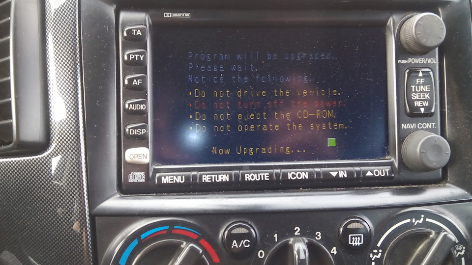 Штатная магнитола вновь в строю. Мир не без добрых людей. Загрузочный ...