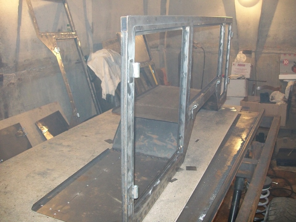 Под собранная боковина — Jeep Cherokee (XJ)