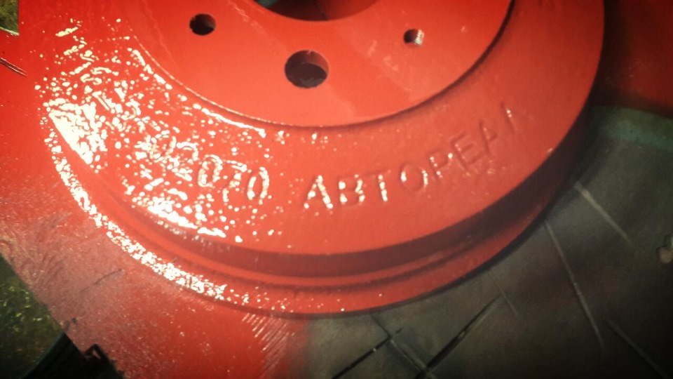 замена и покраска тормозных барабанов, задних колодок. — Lada Приора ...