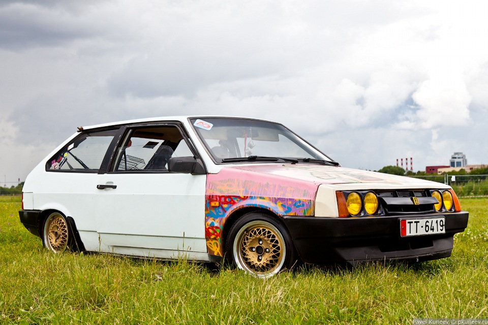 Lada 2109 stance