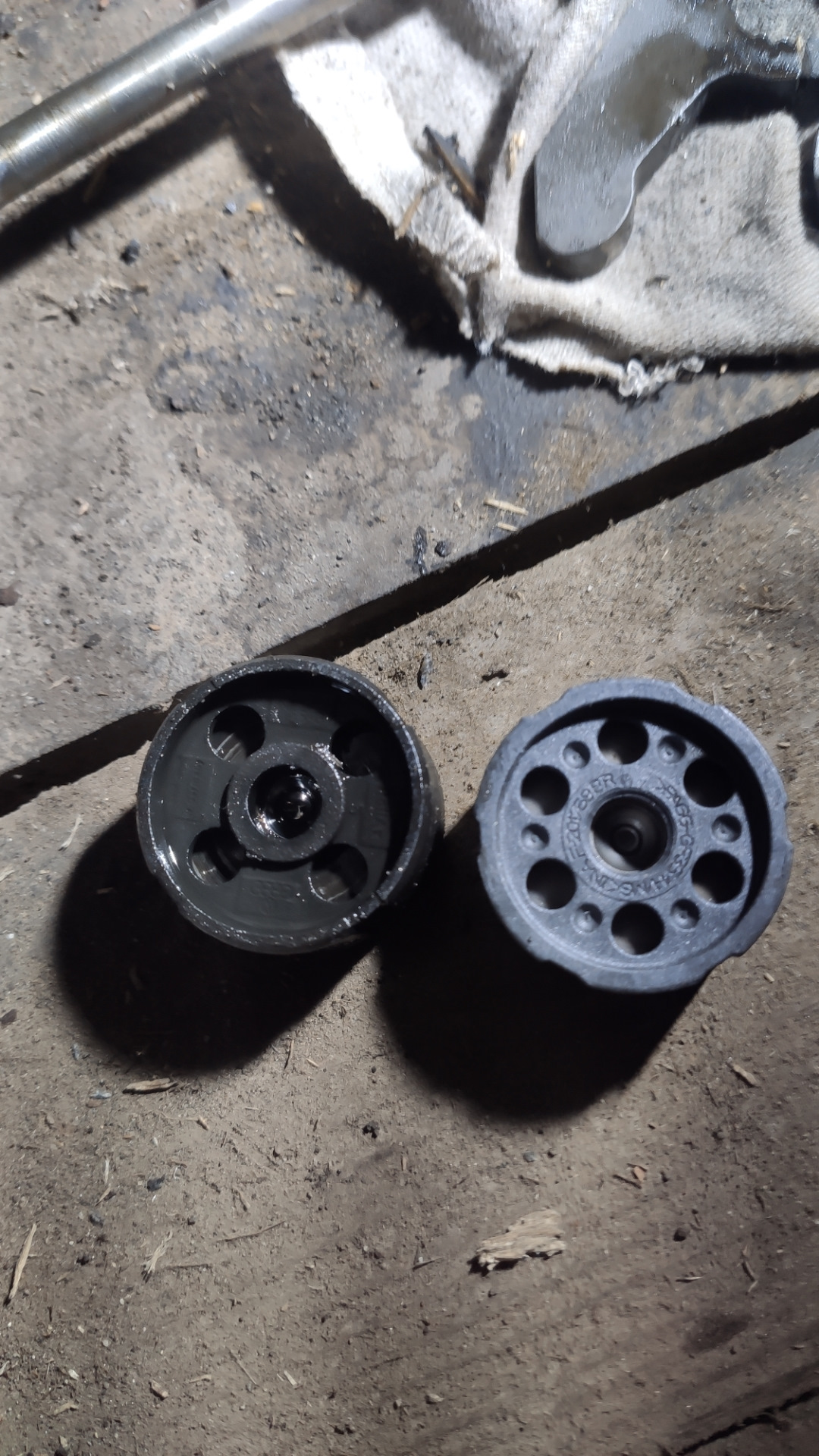 Провалилась педаль сцепления в пол:( — Volkswagen Golf Mk3, 1,6 л, 1996 ...