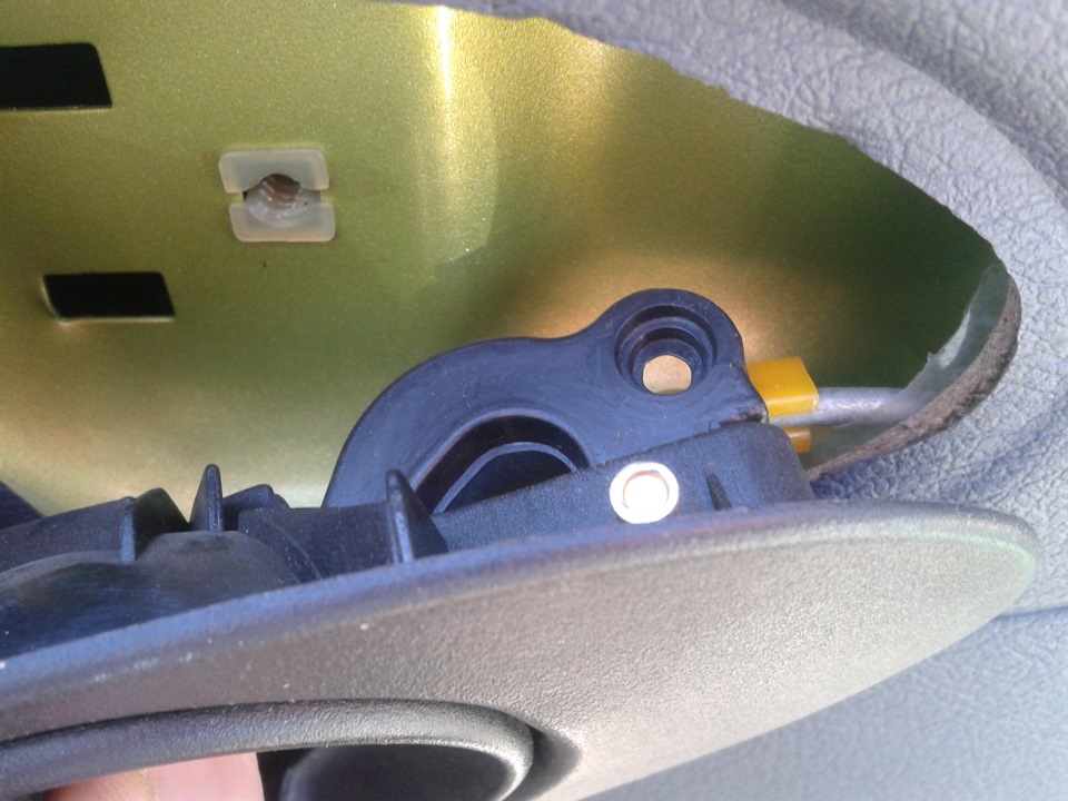 шумка передних дверей — Daewoo Matiz (M100, M150), 0,8 л, 2012 года ...