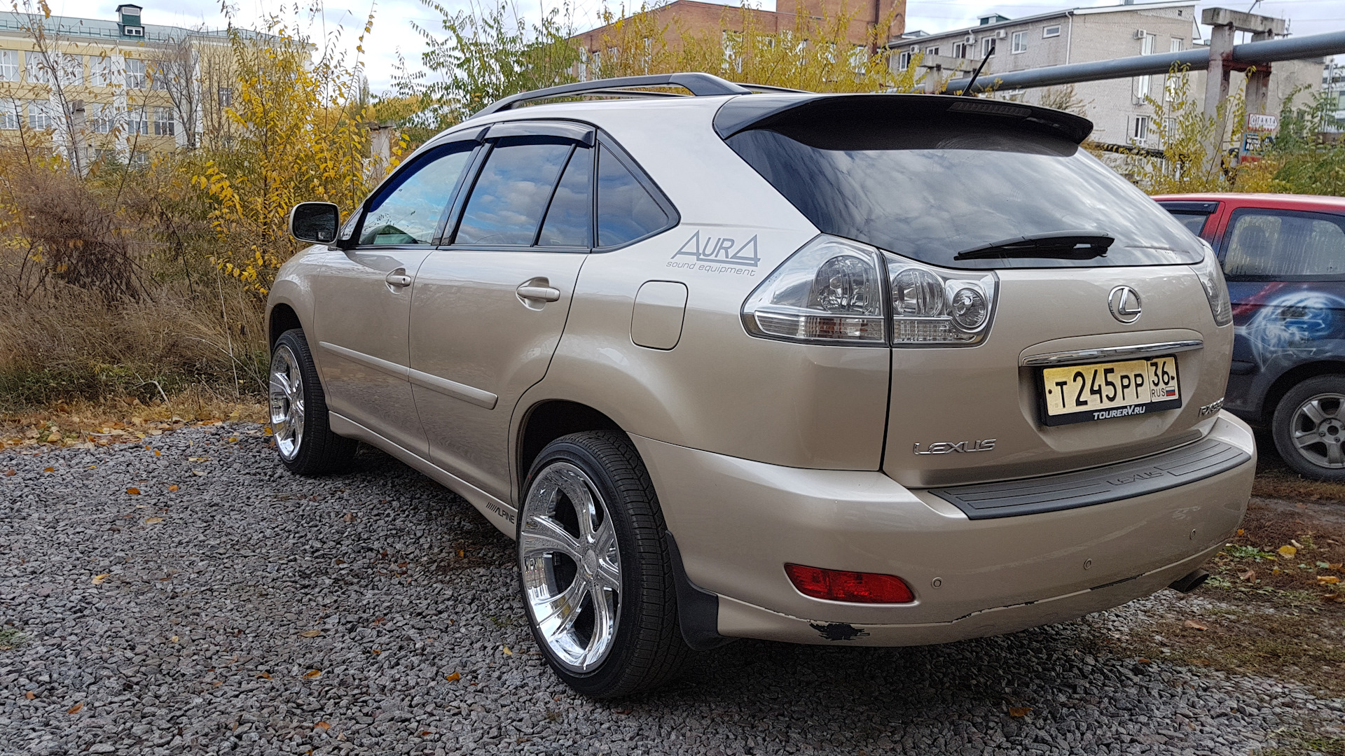 Лексус рх размер шин. Лексус РХ 330. Lexus rx300 2004 золотистый. Лексус rx300 2005г. Лексус rx300 3л.