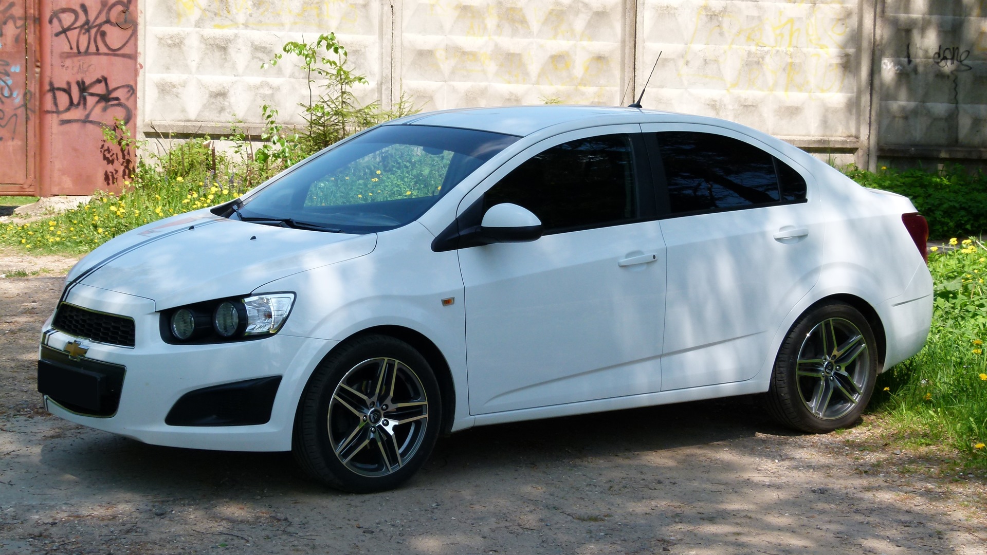 Chevrolet Aveo Sedan (2G) 1.6 бензиновый 2012 | <чёрная полоса> на DRIVE2