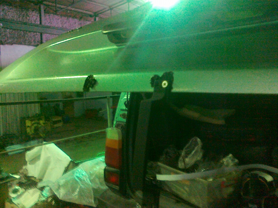 Ручка на багажник :) — Lada 2120 Надежда, 1,8 л, 2001 года | аксессуары ...
