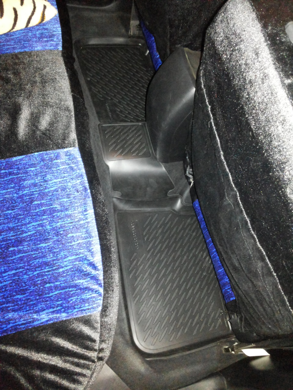 Коврики — Subaru Forester (SH), 2,5 л, 2010 года | аксессуары | DRIVE2