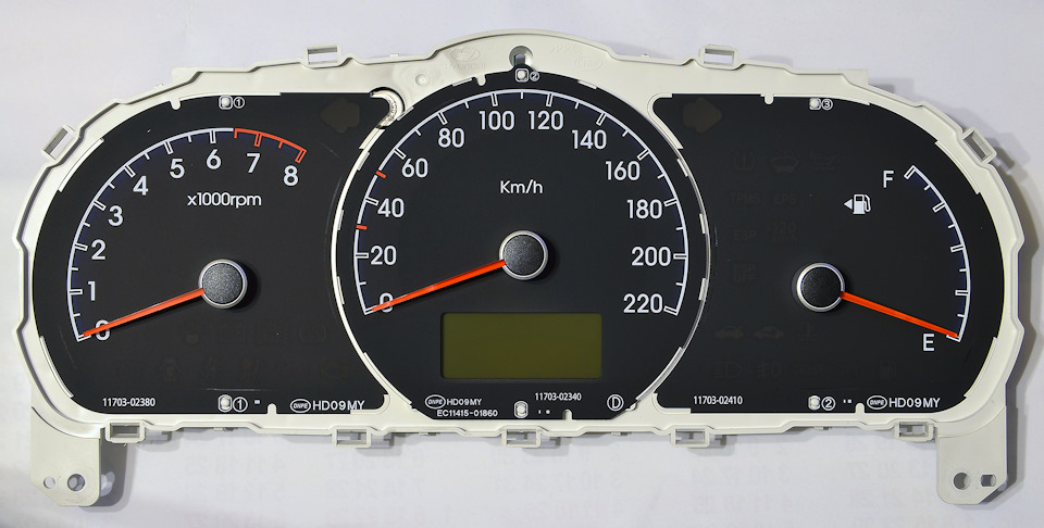 Штатная, лицо без маски — Hyundai Elantra (4G)