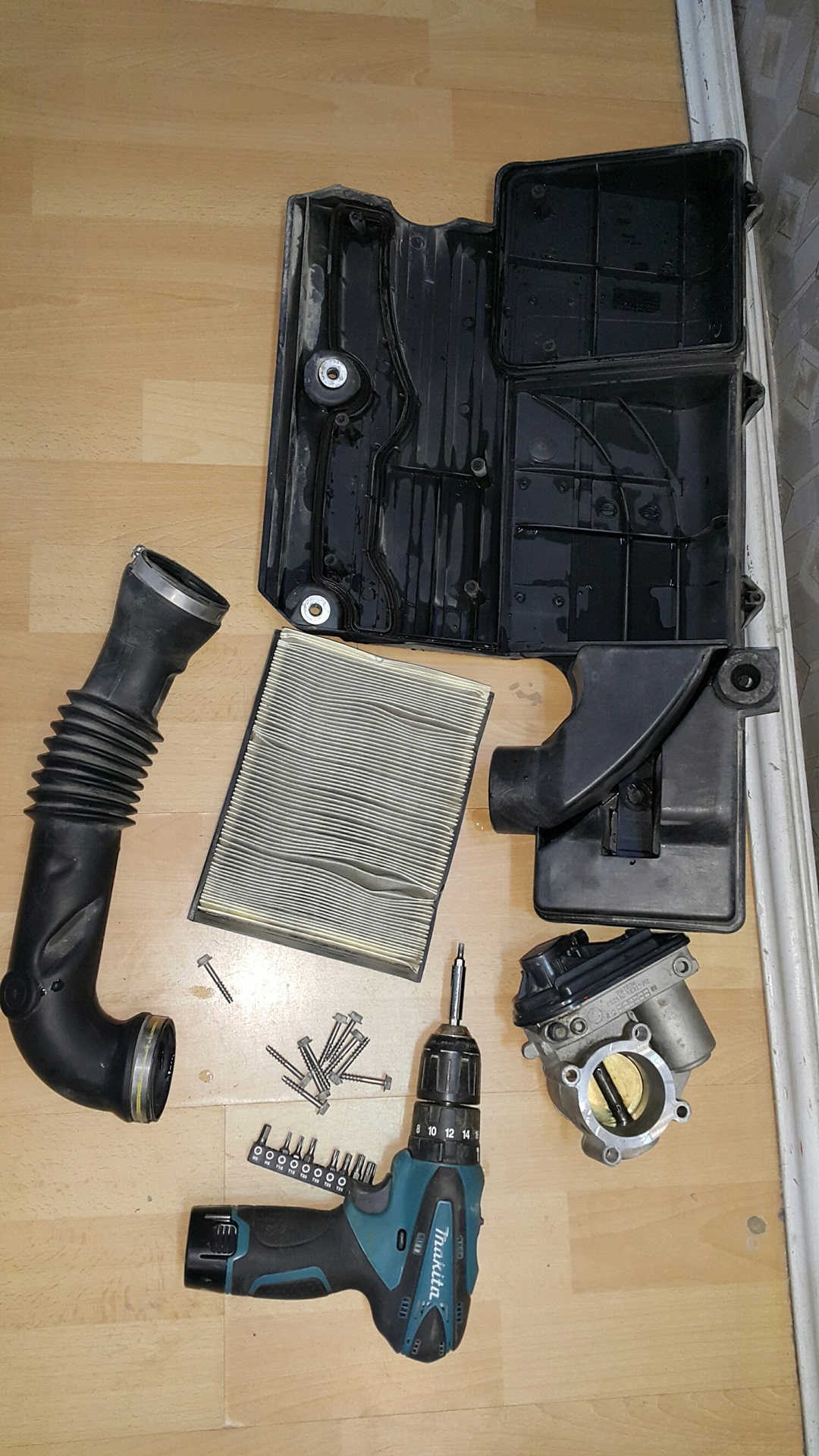 Прочистка дроссельной заслонки — Ford Fusion, 1,4 л., 2008 года ...