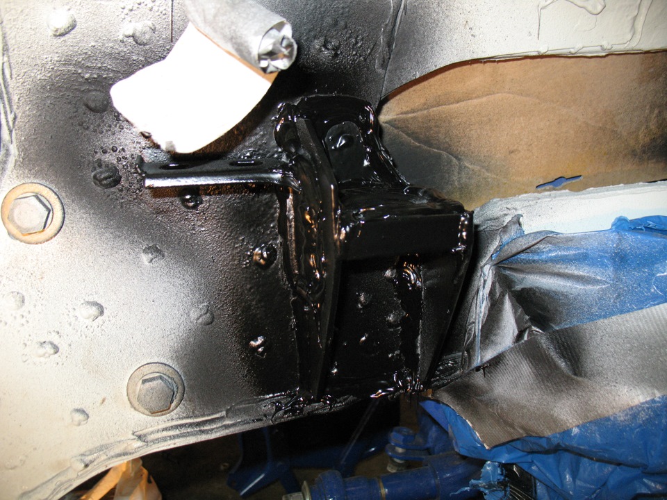 Крепление передних амортизаторов и усиление крепления тяги Панара ...