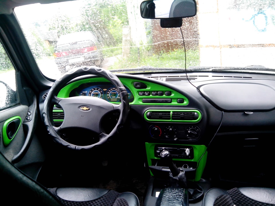 Chevrolet niva тюнинг салона Обновление салона - Chevrolet Niva, 1,7 л, 2005 года стайлинг DRIVE2