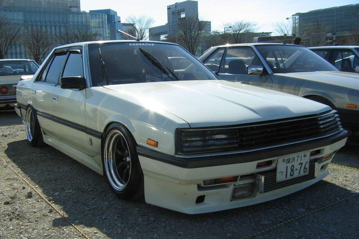 nissan skyline r31